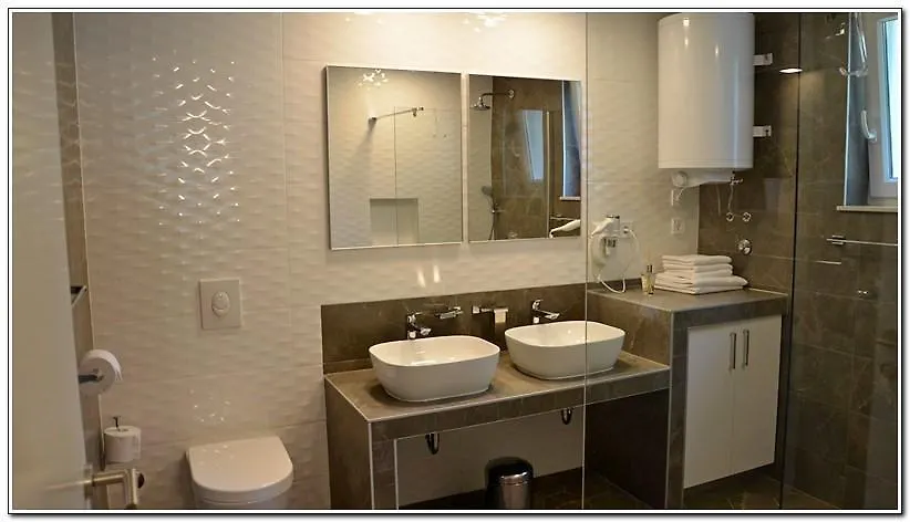 Apartments Mango Baška 0*,